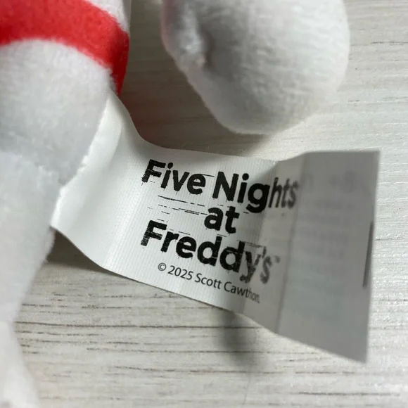 Five Nights at Freddy's White and Pink Stuffed Animal - Picture 4 of 5